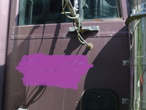 Used 2000 International 9900 Door (Stock #2561-IHC-2)) Part Image