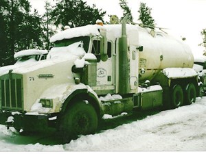 Used 2000 Kenworth T800 Cab (Stock #2202-KW-4)) Part Image