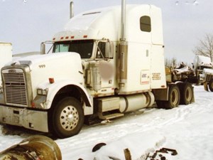 Used 2001 Freightliner FLD120 Door (Stock #1178-FRTLR-8)) Part Image