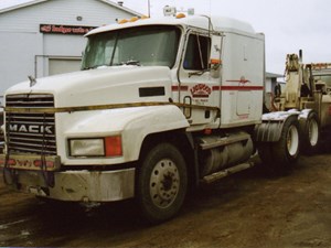 Used 2001 Mack CH613 Door (Stock #1205-MACK-13)) Part Image