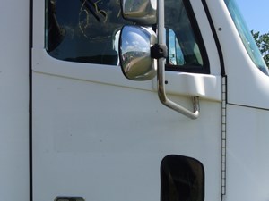 Used 2003 Freightliner COLUMBIA Door (Stock #2532-FTLR-23)) Part Image