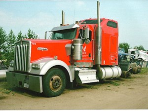Used 2003 Kenworth Cab (Stock #2621-KW-20)) Part Image