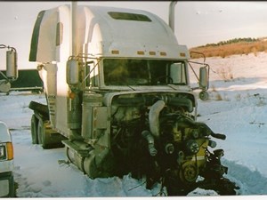 Used 2004 Freightliner CLASSIC Door (Stock #1547-FRTLR-6)) Part Image