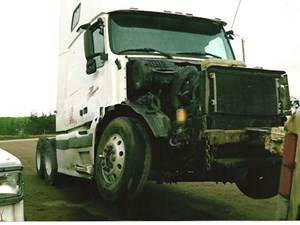Used 2004 Volvo VNL200 Door (Stock #2108-VOLVO-10)) Part Image