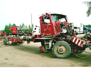Used 2004 Western Star Cab (Stock #2434-WS-8)) Part Image