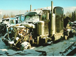 Used 2005 Peterbilt 379 Sleeper (Stock #1797-PETE-12)) Part Image