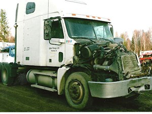 Used 2007 Freightliner COLUMBIA 120 Sleeper (Stock #2335-FRTLR-22)) Part Image