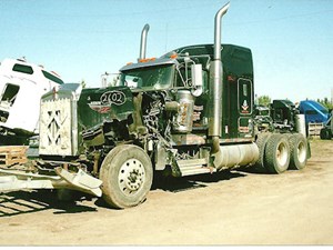 Used 2007 Kenworth W900 Cab (Stock #2602-KW-7)) Part Image