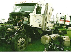 Used 2011 Freightliner CORONADO Door (Stock #2579-FRTL-13)) Part Image