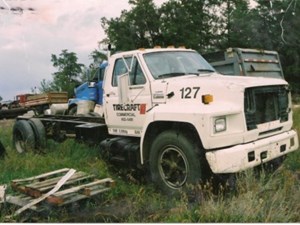 Used 1994 Ford F600G Cab (Stock #650-FORD-9)) Part Image
