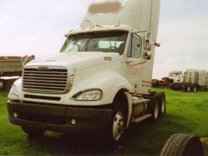 Used 2004 Freightliner COLUMBIA 120 Cab (Stock #1247-FRTLR-1)) Part Image