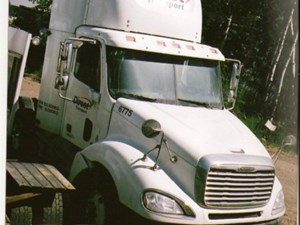 Used 2004 Freightliner COLUMBIA 120 Cab (Stock #1446-FRTLR-1)) Part Image