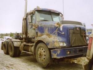 Used 2002 International 9400I Cab (Stock #1170-IHC-1)) Part Image
