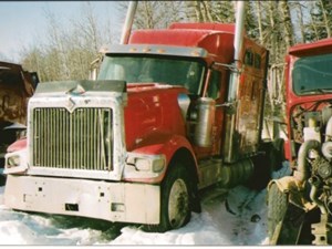 Used 2005 International 9900I Door (Stock #1569-IHC-3)) Part Image