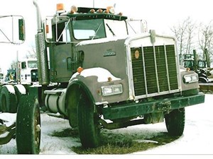 Used 1973 Kenworth W900 Door (Stock #2364-KW-5)) Part Image