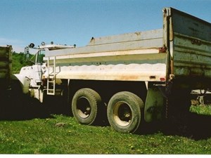 Used 1972 Mack 237 Engine Assy (Stock #1748-MACK-2)) Part Image