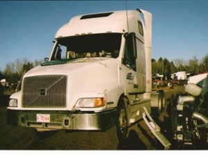 Used 2002 Volvo VNL Door (Stock #1529-VOLVO-7)) Part Image