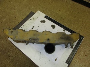 Used 1994 Caterpillar 3406C Intake Manifold (Stock #21400350)) Part Image