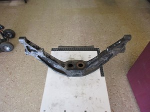 Used 1994 Freightliner FLD120 Engine Mount Image