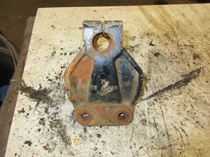 Used 1994 Freightliner FLD120 Spring, Front Leaf Hanger (Stock #21401156)) Part Image
