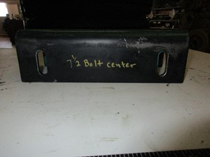 Used 1995 Freightliner FLD-120 Bracket Image