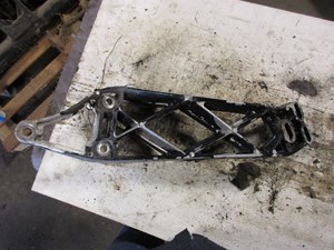Used 2005 Volvo VNL Hood Latch (Stock #21402138)) Part Image