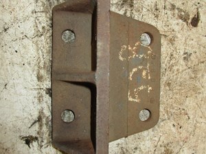 Used 2006 Freightliner Engine Mount Image