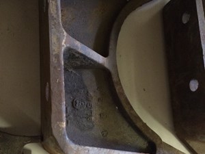 Used Engine Mount Image
