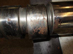 Used Detroit Series 60 12.7L DDEC IV Camshaft (Stock #21400452)) Part Image