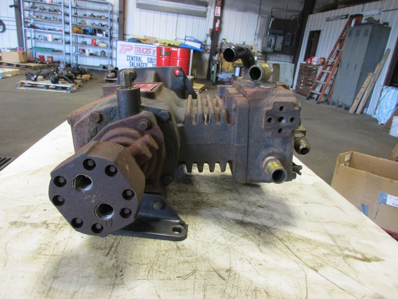 Used Detroit SERIES 60 Air Compressor for sale Chamberlain South