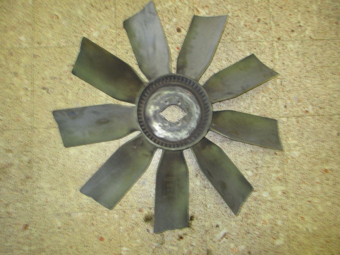Detroit SERIES 60 (Stock 21400629) Fans TPI