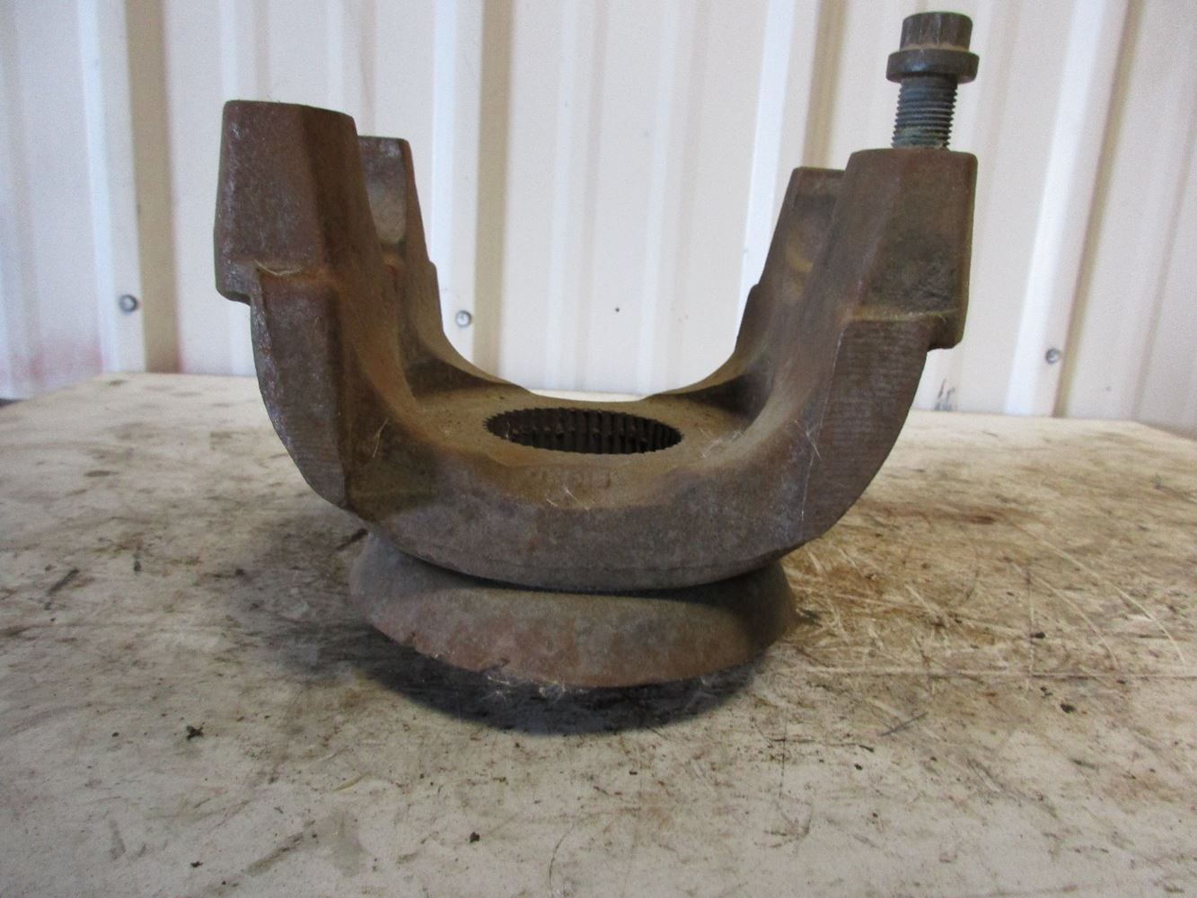 Eaton DS381 (Stock 21401823) Differential Yokes TPI