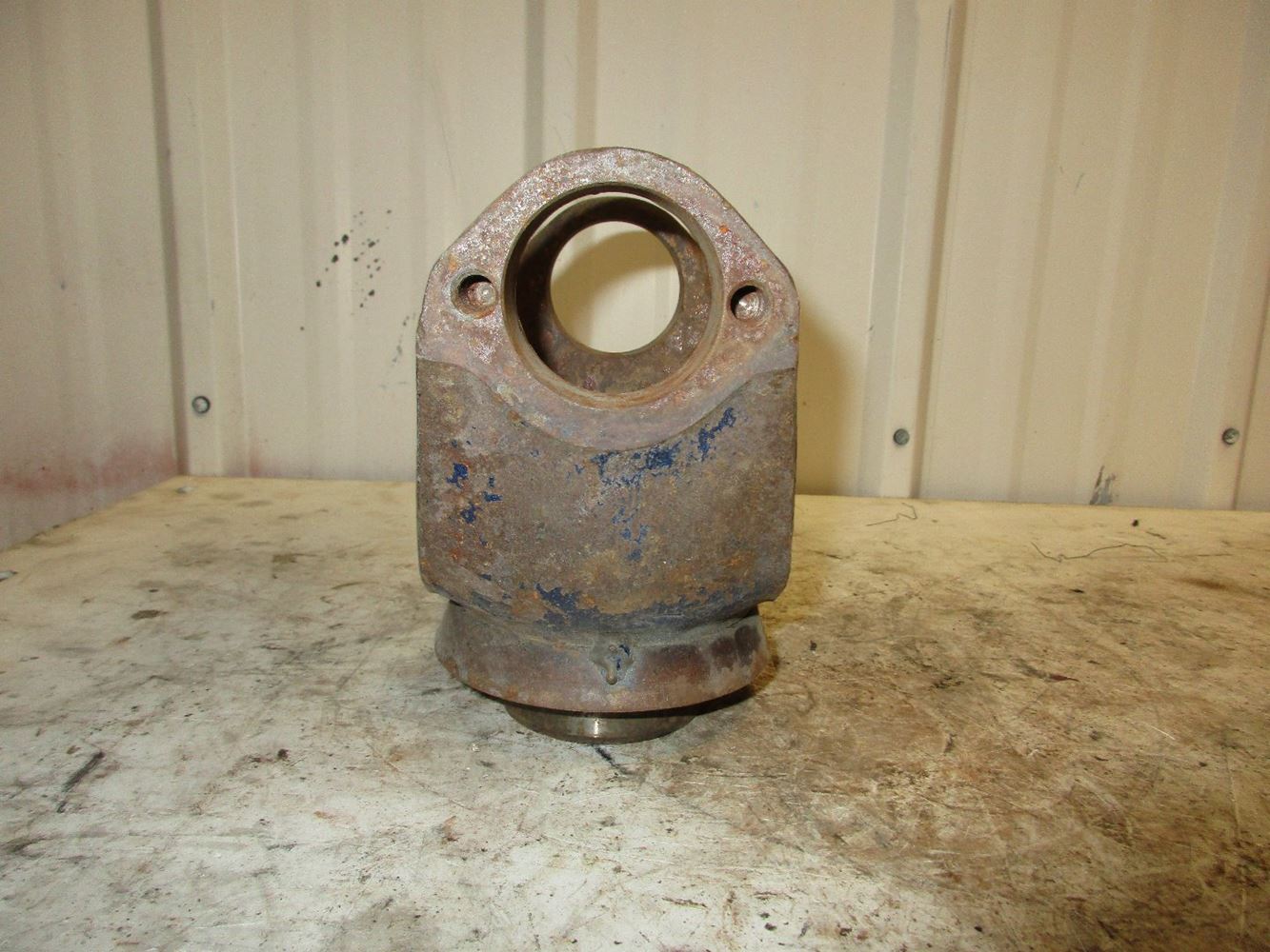Eaton RS381 Stock 21401704 Differential Yokes TPI eaton-rs381-stock-21401704-differential-yokes-tpi
