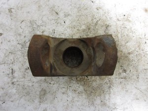 Used Eaton RS381 Differential Yoke (Stock #21401709)) Part Image