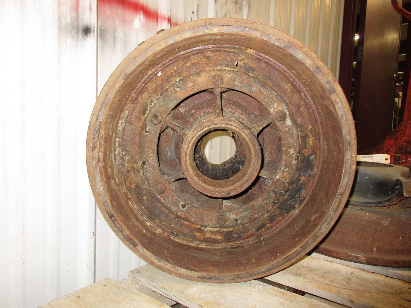 Hub Pilot / Unimount Front (Stock 21400768) Wheel Ends, Spokes, and