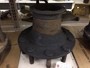 Used 2000 Hub (Stock #21403508)) Part Image