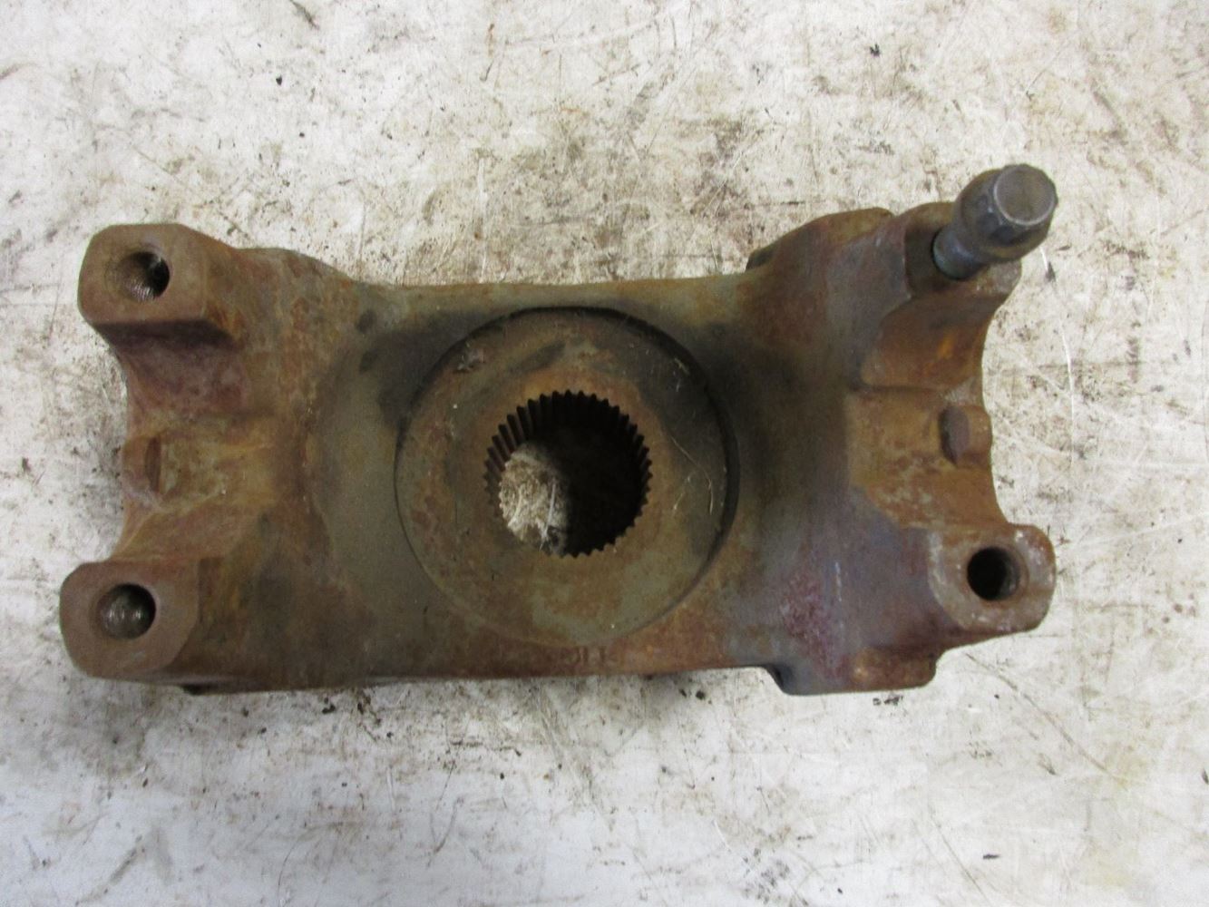Meritor/Rockwell SQ100 (Stock 21401843) Differential Yokes TPI