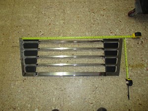 Used 1980 International Eagle Grille (Stock #21400236)) Part Image