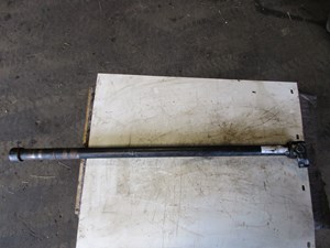 Used Steering Shaft (Stock #21401040)) Part Image