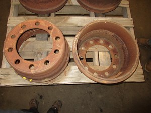 Used Brake Drum (Stock #21400844)) Part Image