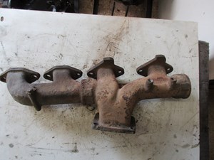 Used Exhaust Manifold (Stock #21400939)) Part Image