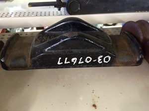 Used Peterbilt Bracket Image