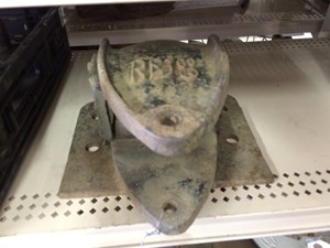 Used Bracket Image