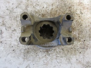 Used Spicer/Dana Differential Yoke (Stock #21401836)) Part Image