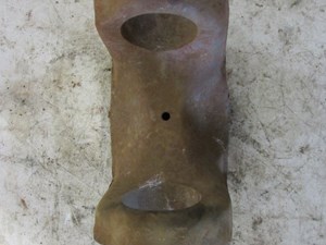 Used Spicer/Dana Differential Yoke (Stock #21401653)) Part Image