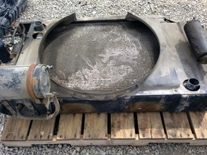 Used 1995 GMC TOPKICK Radiator (Stock #GM-0412-14)) Part Image