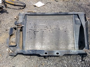 Used 1996 GMC TOPKICK Radiator (Stock #gm-0398-16)) Part Image