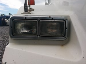 Used 2004 Kenworth T800 Headlamp Assy Image
