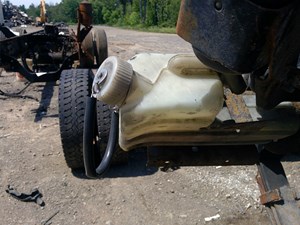 Used 2005 GMC 5500 Radiator Overflow Bottle (Stock #GM-0417-32)) Part Image
