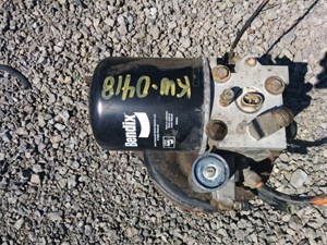 Used 2006 Kenworth W900 Air Dryer (Stock #KW-0418-20)) Part Image